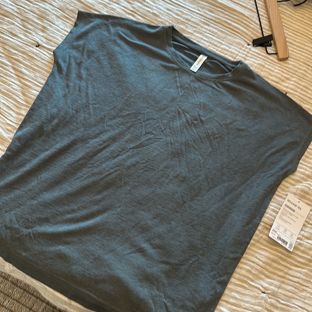 Athleta - cap sleeve release tee